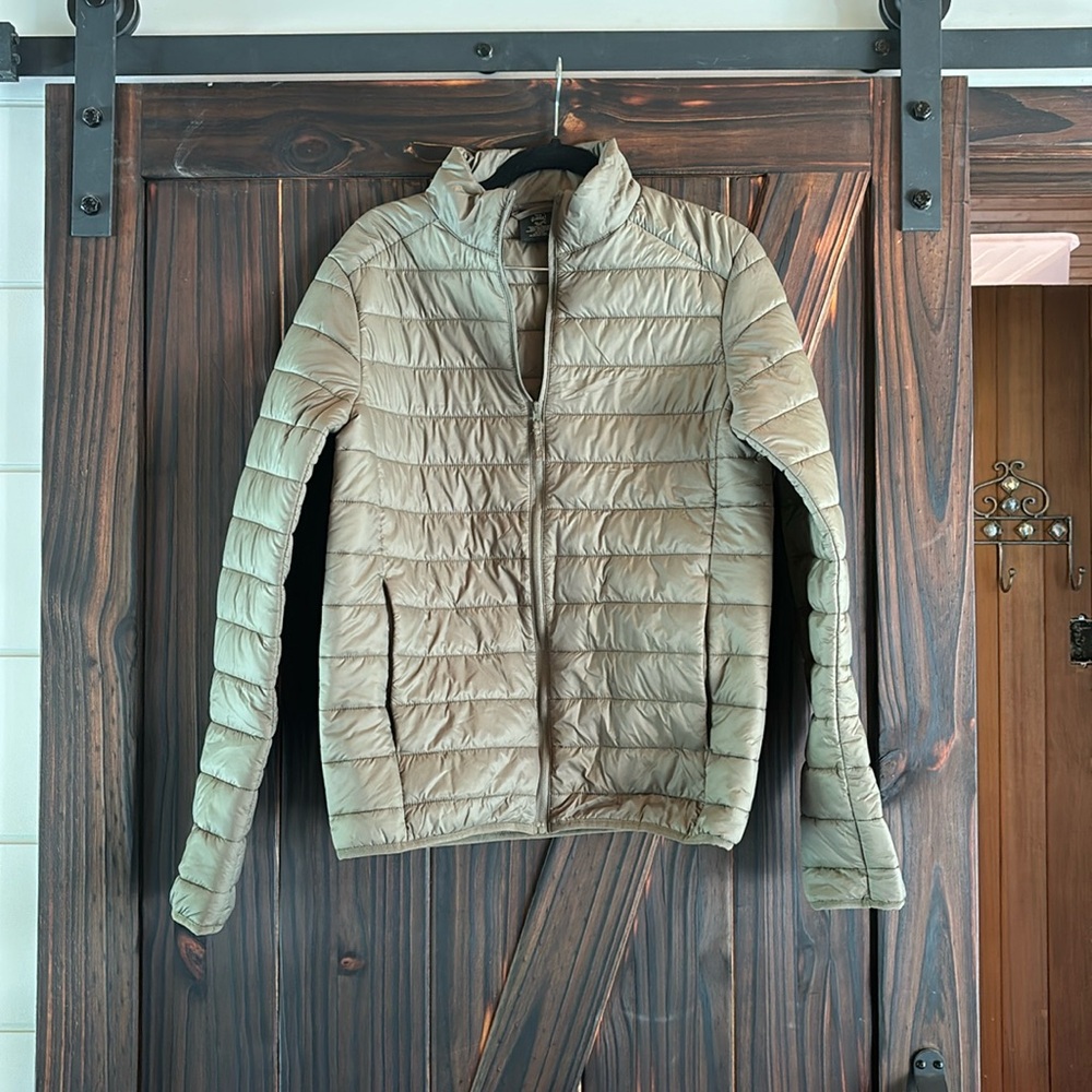 True Classic Puffer